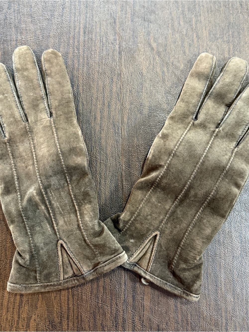 Paris Accessories Leather Gloves Thinsulate 40 gram Sz Large